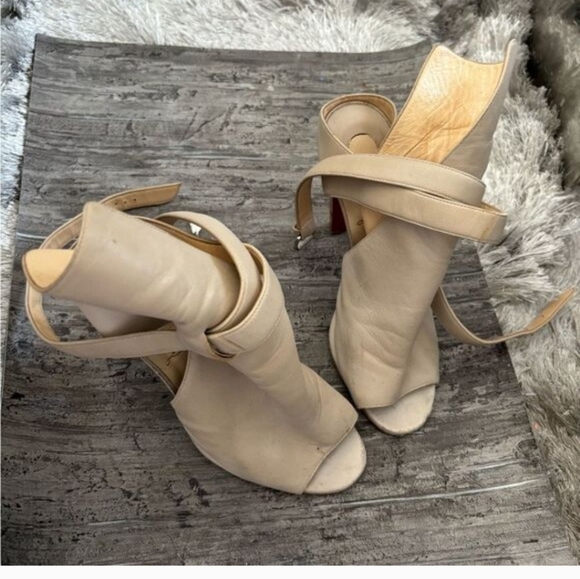 Christian Louboutin Hippik Nappa Booties Open Toe Heels 37.5 7.5 - Picture 8 of 8